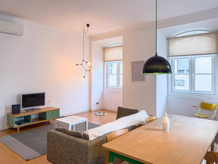 4 Rooms Home In Baixa Lisbon Exterior photo